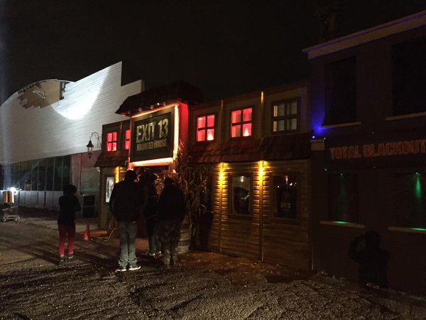 Exit 13 Haunted House Review 2017 - Friday The 13th - The Scare Factor