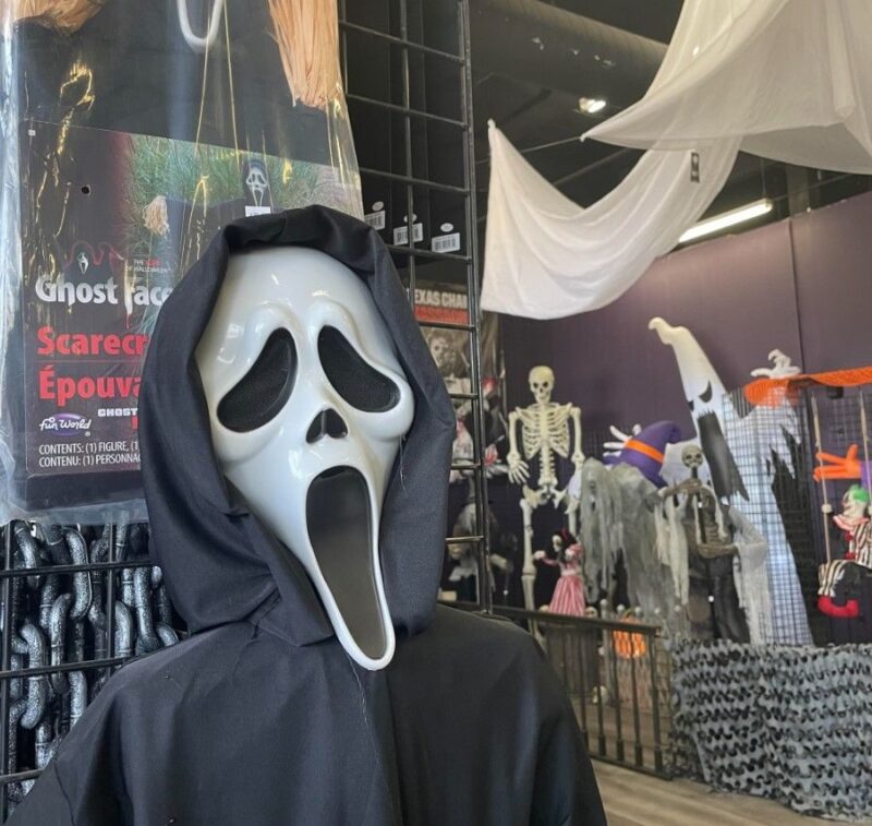 Phantom Halloween Store Promo 1