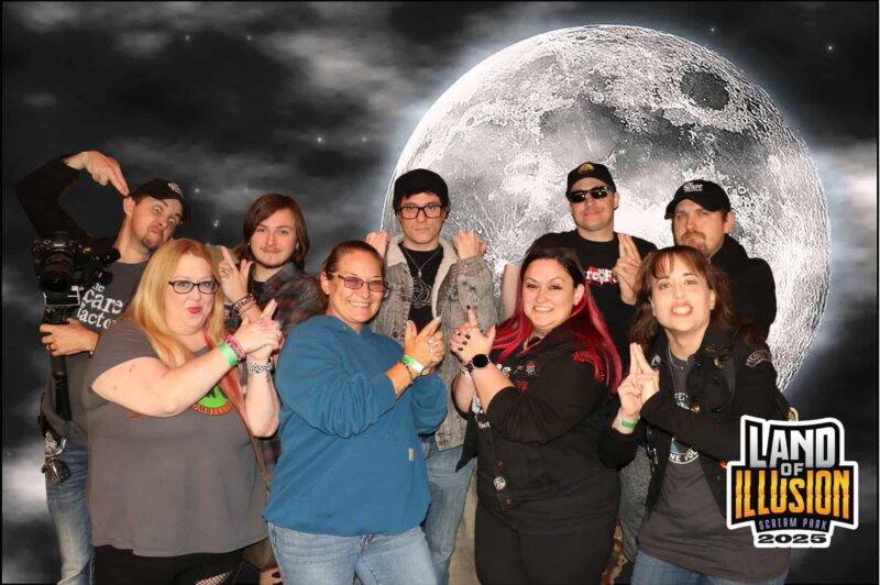 Land of Illusion Scream Park Group Photo