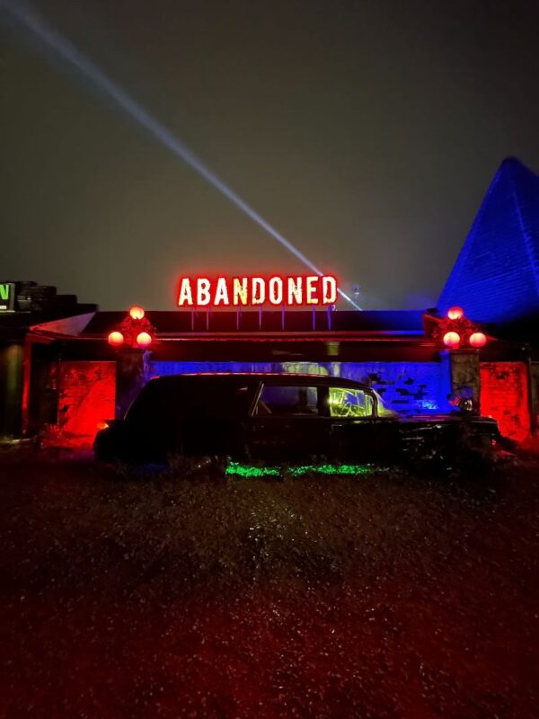 Abandoned Haunted House Complex 2025 - 20251101_013343914_iOS