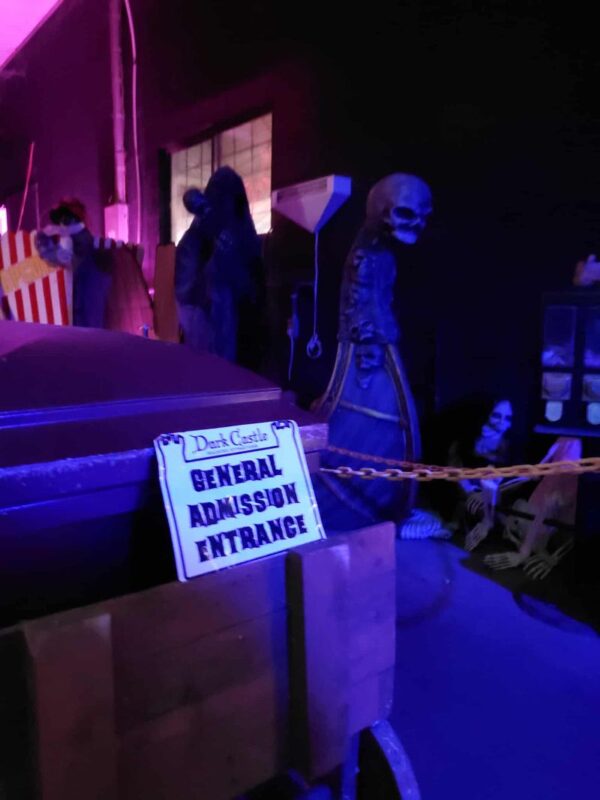 Dark Castle Haunted Attraction 2025 - 553329558_24821074774219268_5981039960470314892_n
