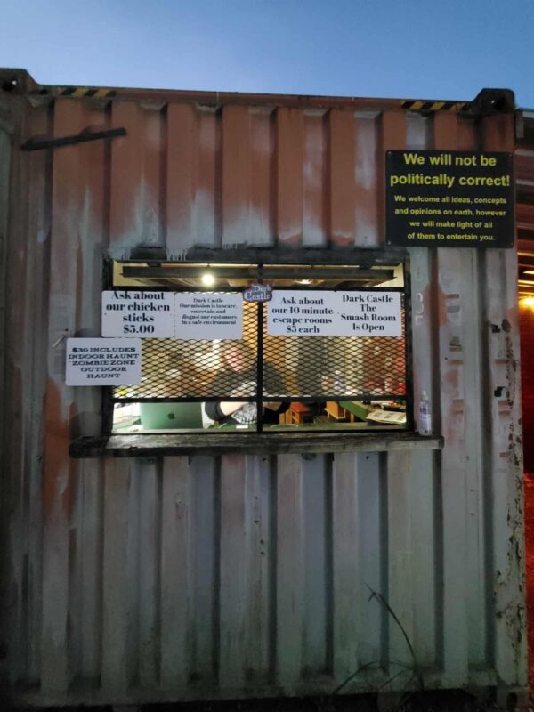 Dark Castle Haunted Attraction 2025 - 553509055_1113057667647567_4309195969340790360_n