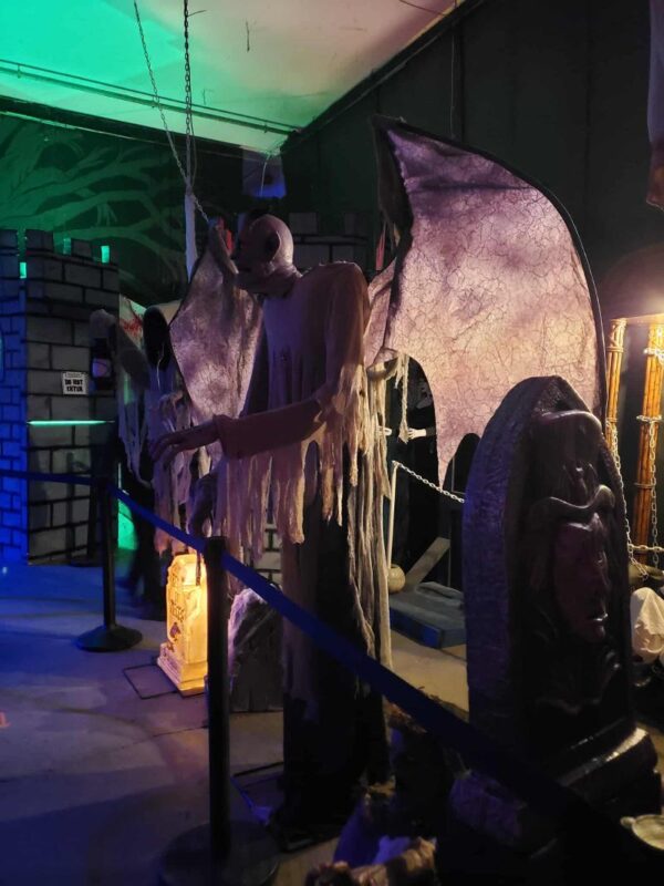 Dark Castle Haunted Attraction 2025 - 553581280_816661097480832_8659233046136455150_n
