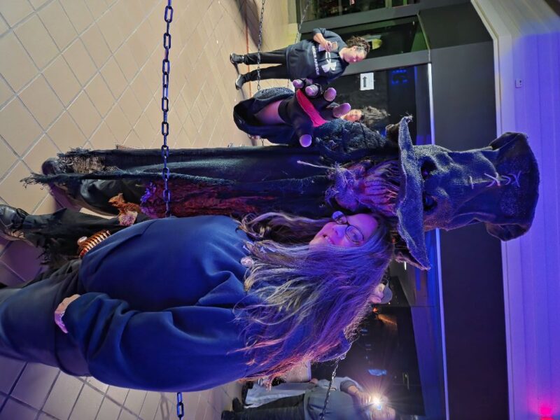 Distracted Haunted House 2025 - DistractedHatter