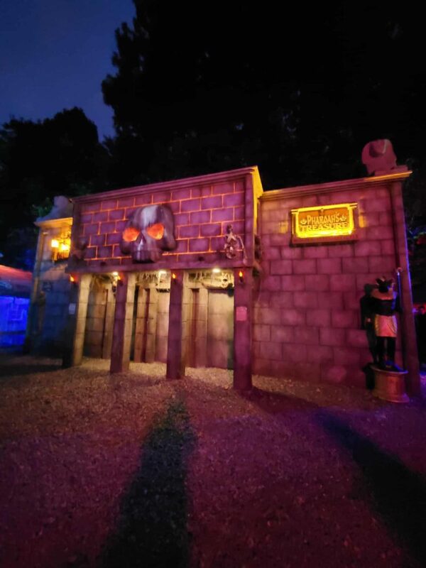 Lake Hickory Haunts 2025 - 563015382_817670817869310_429526353167888390_n