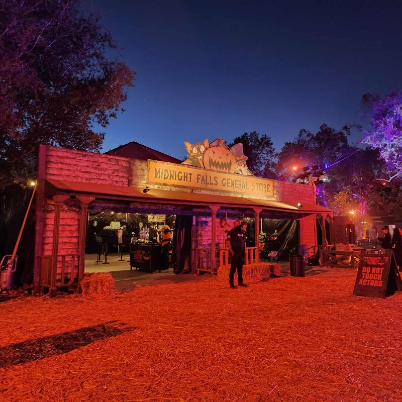 Los Angeles Haunted Hayride 2025 - la-hayride-entertainment-gift-shop
