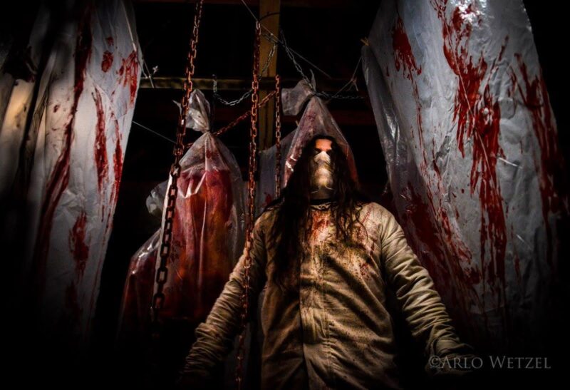 Screams in the Dark Haunted Attractions