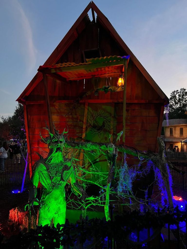 Sir Henrys Haunted Trail Review 2023 The Scare Factor 